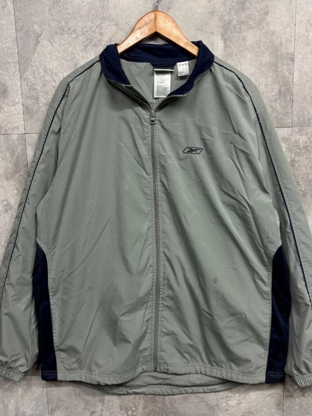 Vintage Reebok Windbreaker Men's XL Gray Navy